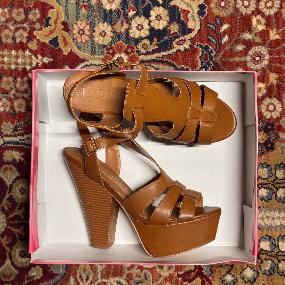 Tan Platform Heeled Sandals – Sole Obsession Size 11